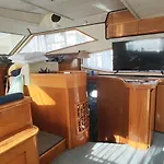 船上ホテル Moonlight Houseboat *